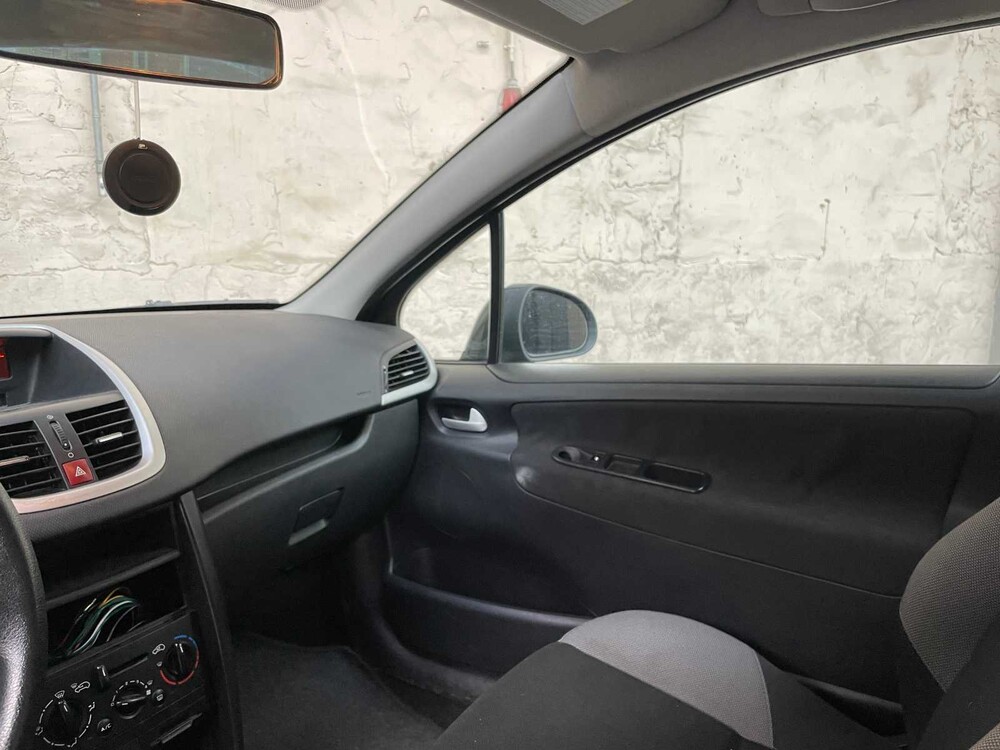 Peugeot 207 1.4 VTi Cool 'n Blue 95pk 2008, 05-ZH-XZ