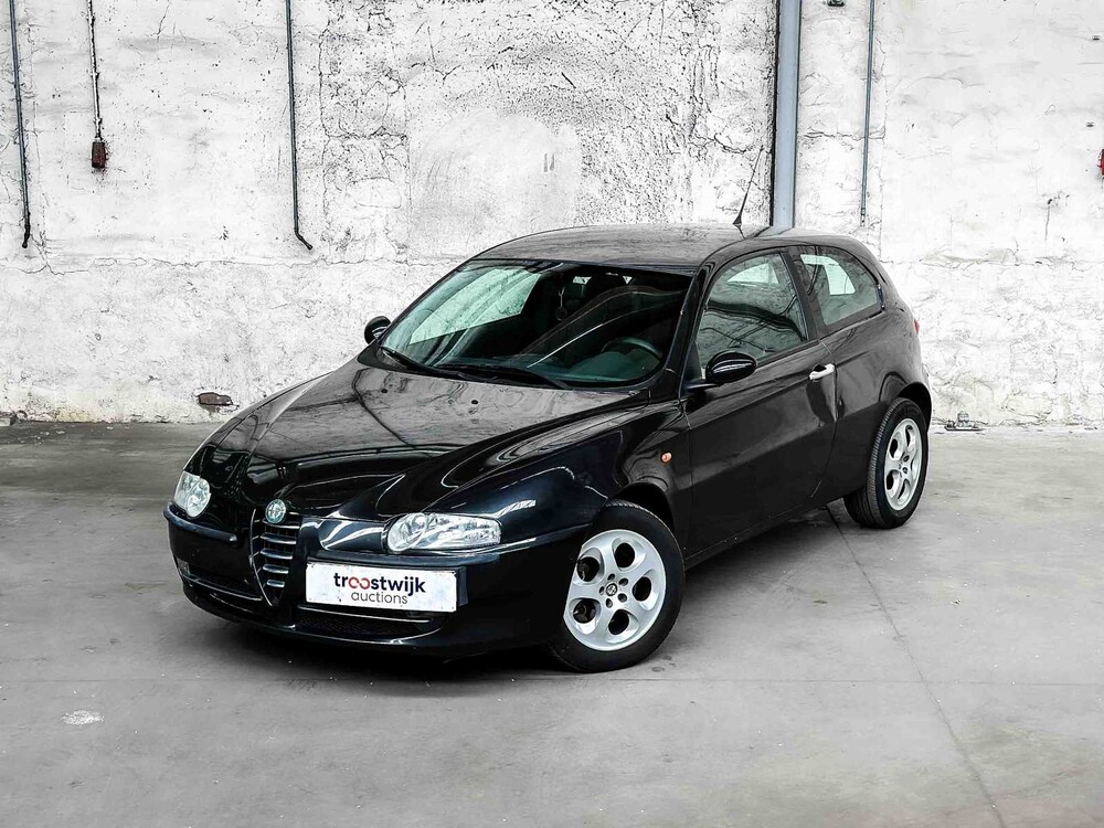 Alfa Romeo 147 1.6 TS Impression 105pk 2004, 09-PH-KF