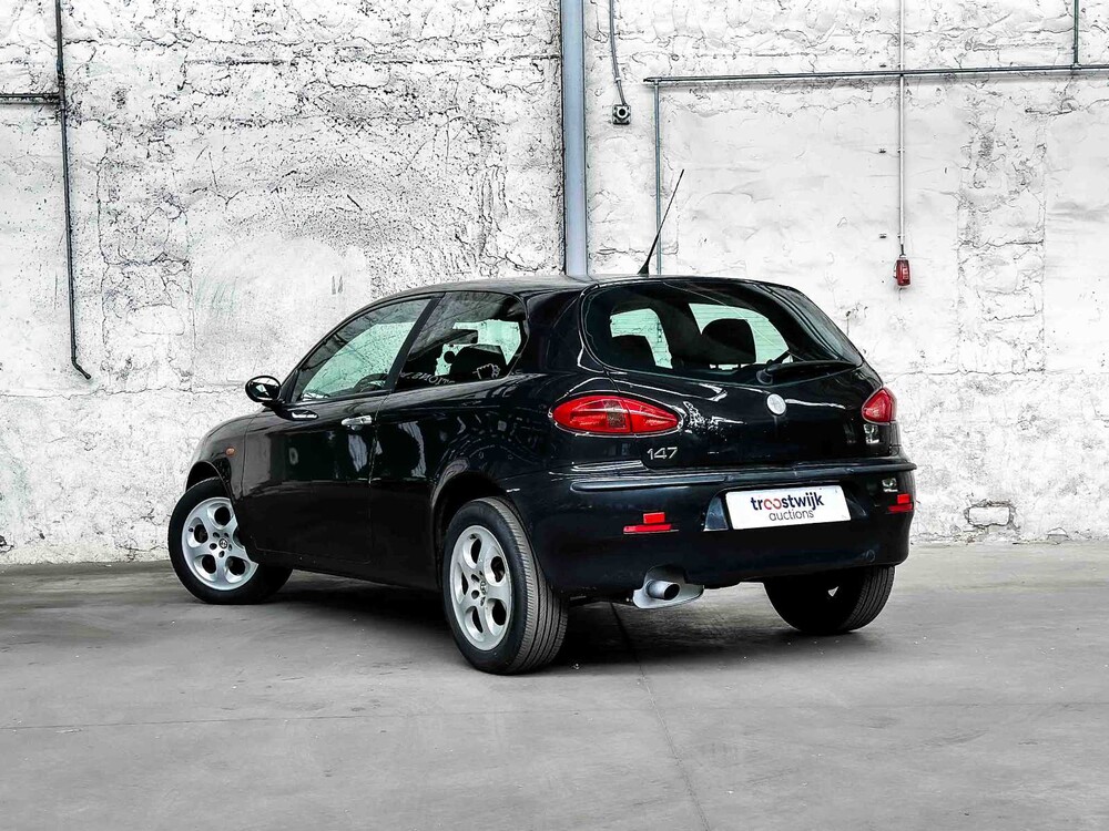 Alfa Romeo 147 1.6 TS Impression 105pk 2004, 09-PH-KF