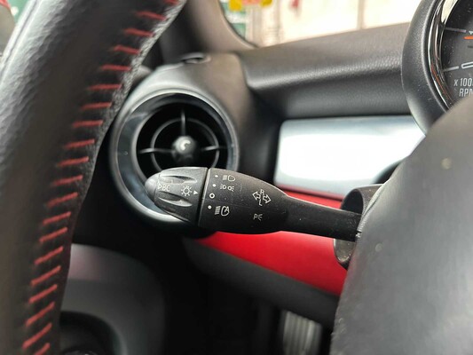 Mini Clubman 1.6 John Cooper Works Chili 211pk 2012, NH-080-B