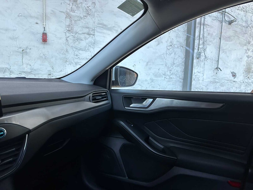 Ford Focus 1.0 EcoB. Tit. XBns 125pk 2022, N-233-TV