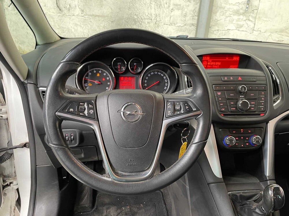 Opel Zafira Tourer 1.4 Edition 140pk 2012, 95-TKG-6