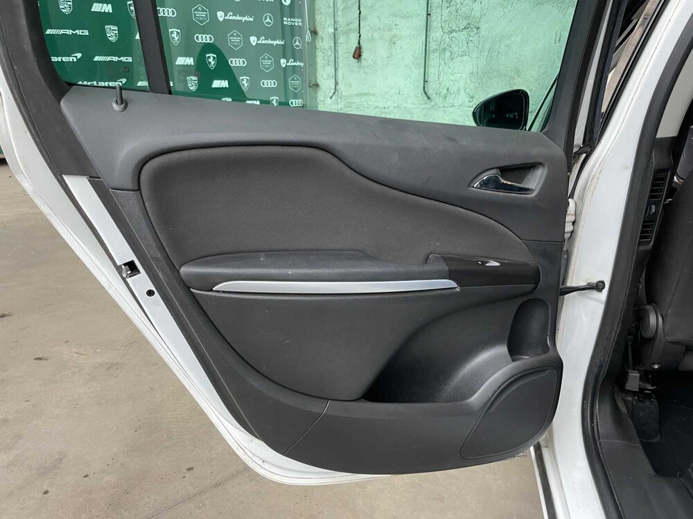 Opel Zafira Tourer 1.4 Edition 140pk 2012, 95-TKG-6