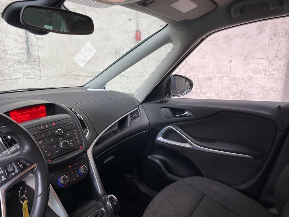 Opel Zafira Tourer 1.4 Edition 140pk 2012, 95-TKG-6