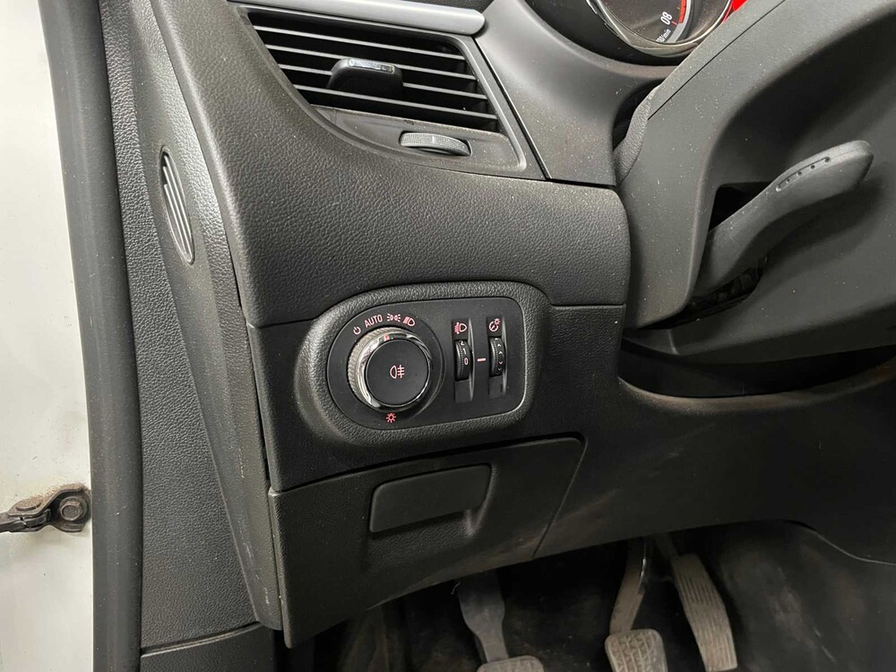 Opel Zafira Tourer 1.4 Edition 140pk 2012, 95-TKG-6