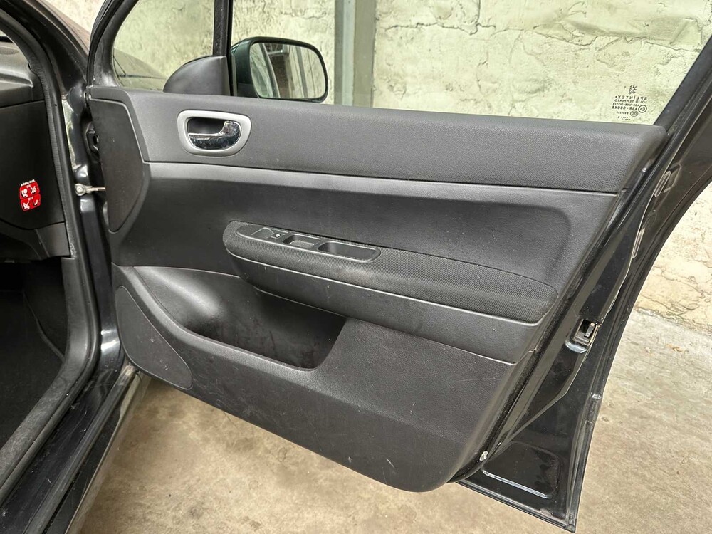 Peugeot 307 1.6-16V XS Premium 109pk 2005, 22-RH-SX