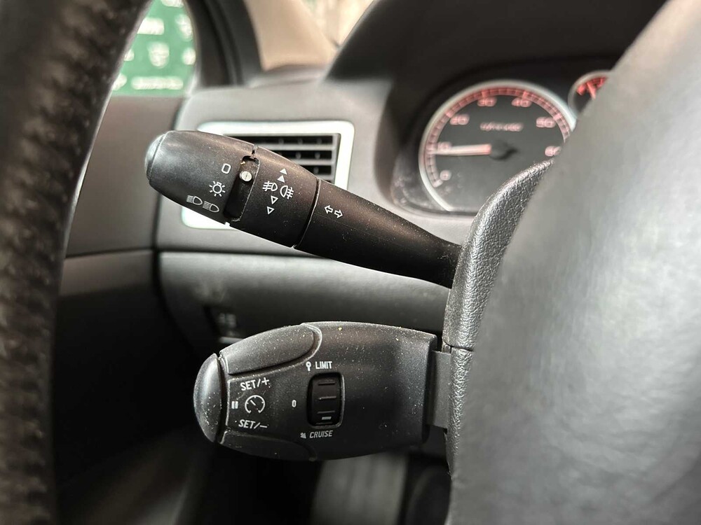 Peugeot 307 1.6-16V XS Premium 109pk 2005, 22-RH-SX