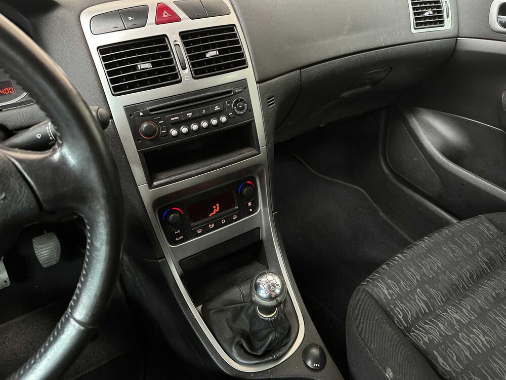 Peugeot 307 1.6-16V XS Premium 109pk 2005, 22-RH-SX