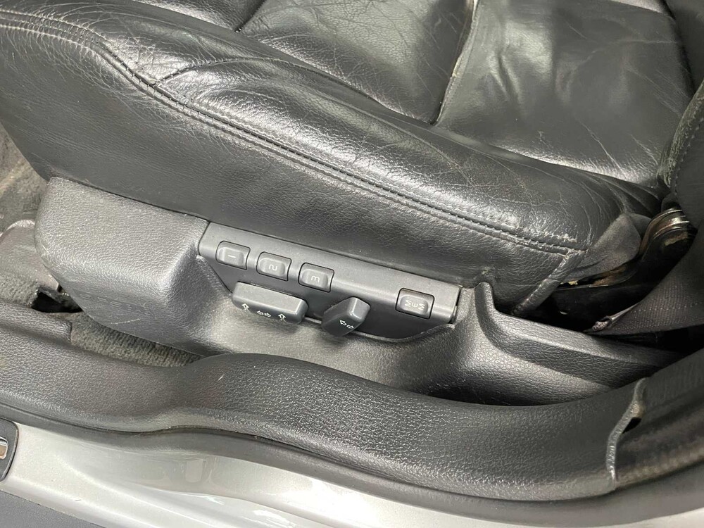 Volvo V70 2.3 T-5 Comfort Line 250pk 2002, KT-730-L