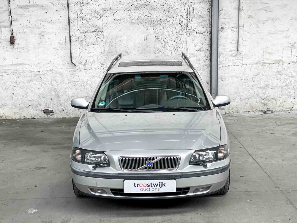 Volvo V70 2.3 T-5 Comfort Line 250pk 2002, KT-730-L