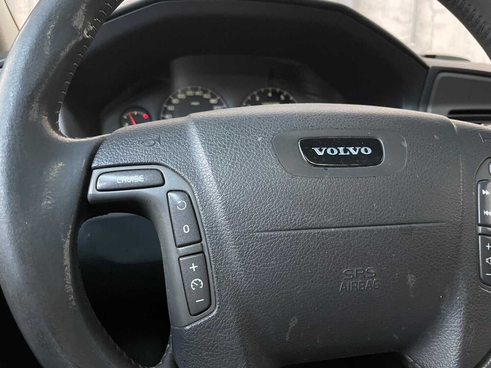 Volvo V70 2.3 T-5 Comfort Line 250pk 2002, KT-730-L