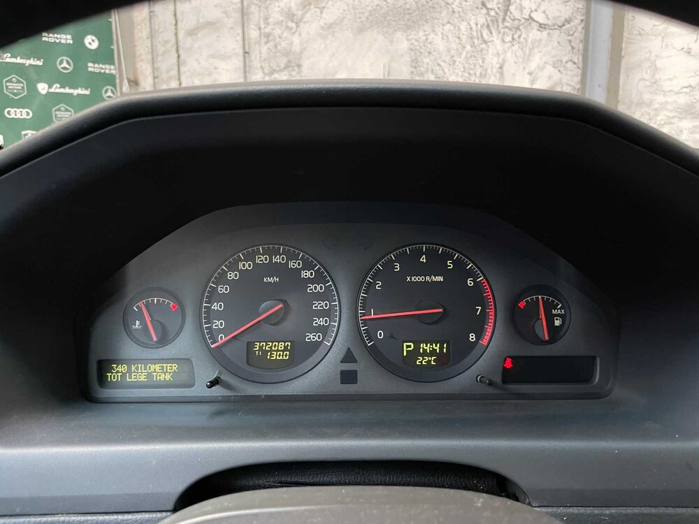 Volvo V70 2.3 T-5 Comfort Line 250pk 2002, KT-730-L