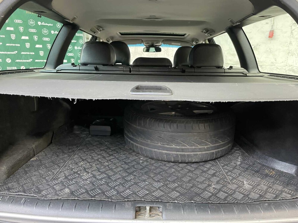 Volvo V70 2.3 T-5 Comfort Line 250pk 2002, KT-730-L