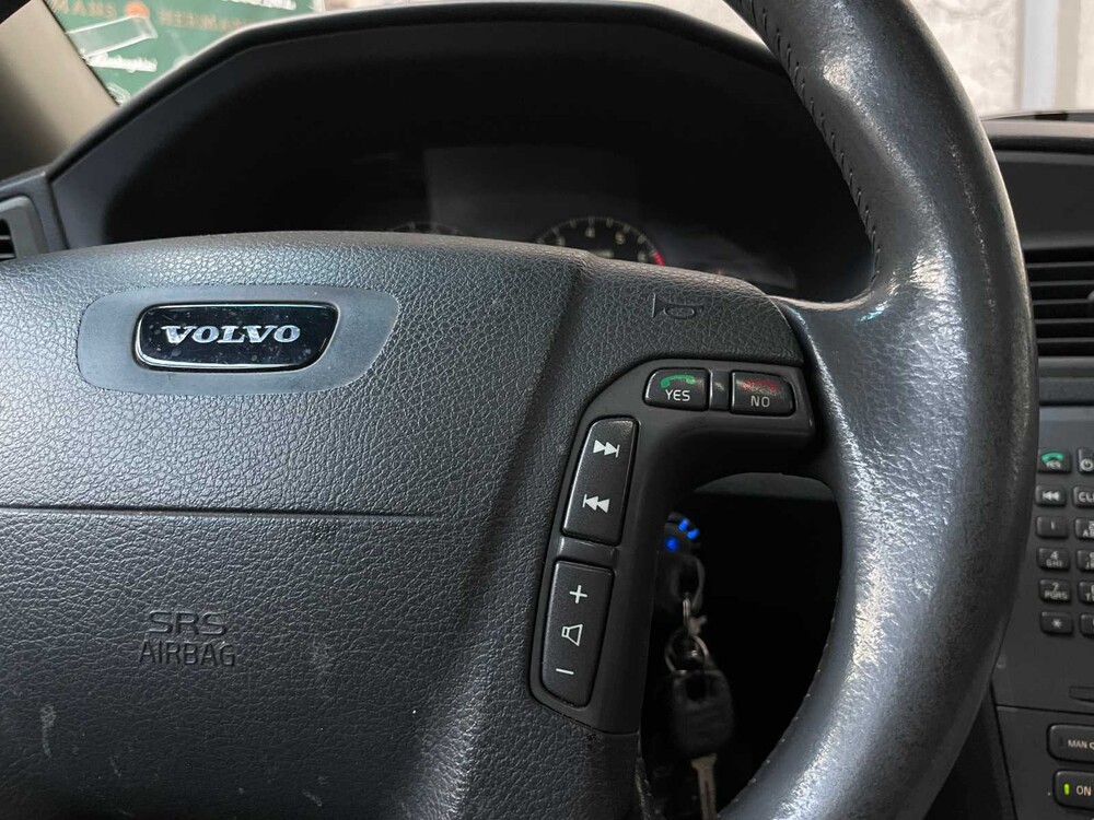 Volvo V70 2.3 T-5 Comfort Line 250pk 2002, KT-730-L