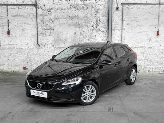 Volvo V40 2.0 T2 Nordic+ 122PS 2017, PT-562-S