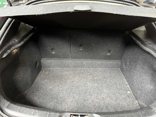 Volvo V40 2.0 T2 Nordic+ 122PS 2017, PT-562-S