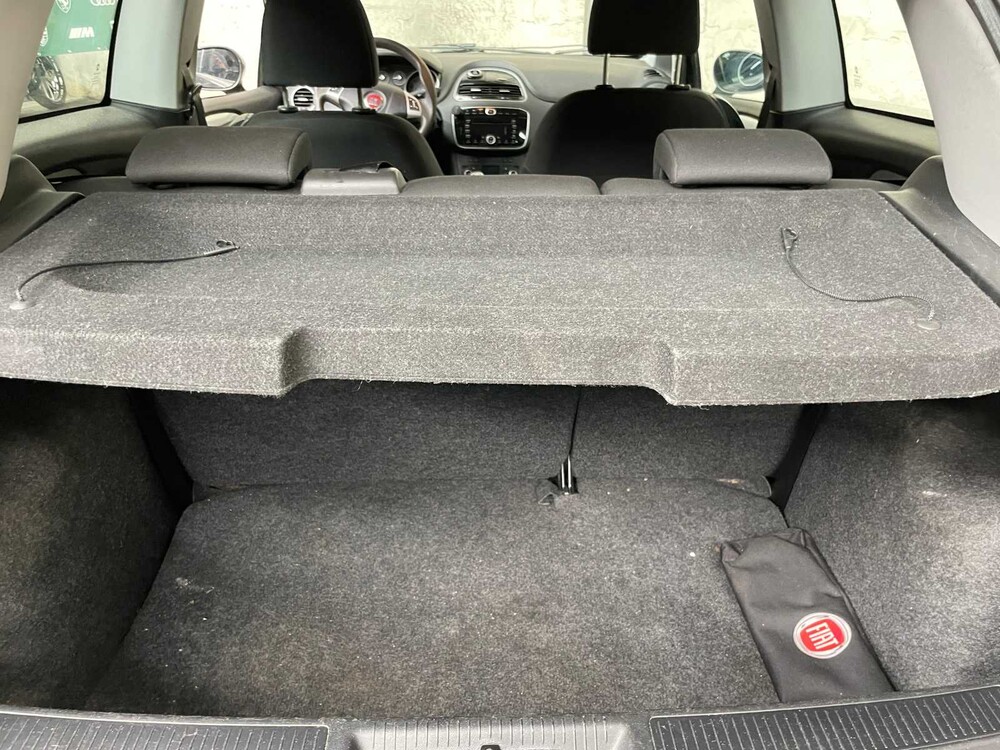 Fiat Punto Evo 1.3 M-Jet Dynamic 84pk 2011, 87-NZX-2