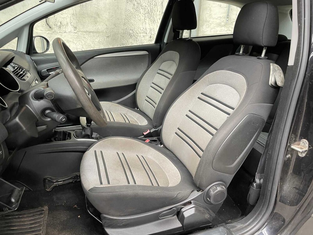 Fiat Punto Evo 1.3 M-Jet Dynamic 84pk 2011, 87-NZX-2