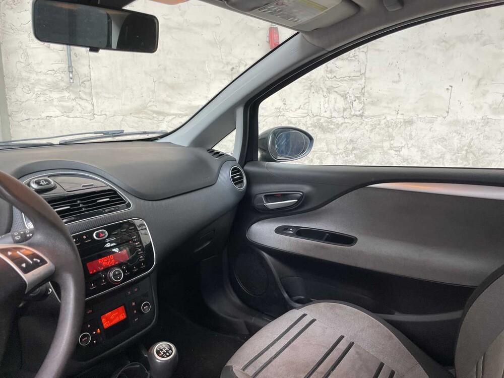 Fiat Punto Evo 1.3 M-Jet Dynamic 84pk 2011, 87-NZX-2