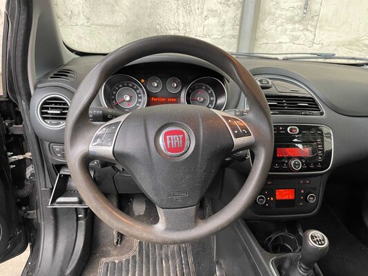 Fiat Punto Evo 1.3 M-Jet Dynamic 84pk 2011, 87-NZX-2