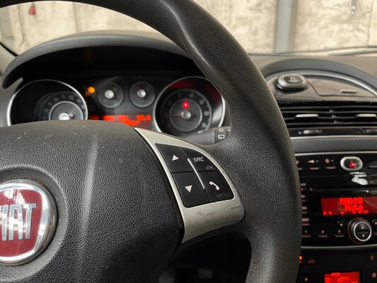 Fiat Punto Evo 1.3 M-Jet Dynamic 84pk 2011, 87-NZX-2