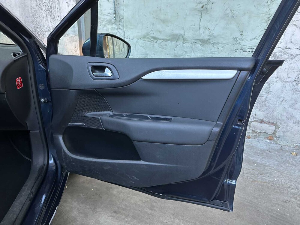 Citroen C4 1.6 VTi Tendance 120pk 2010, TG-486-T