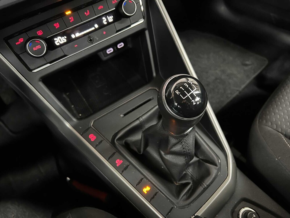 Volkswagen Polo 1.0 TSI Comf.l. Bus. 95pk 2021, K-318-VD