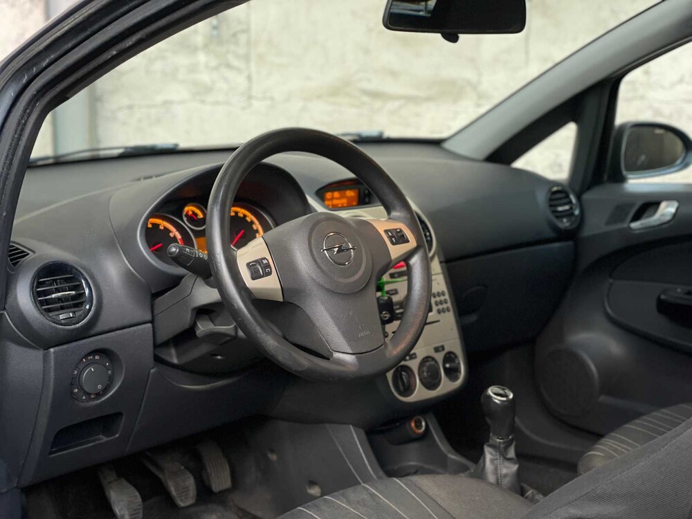 Opel Corsa 1.2-16V Enjoy 80pk 2008, 39-ZF-TL