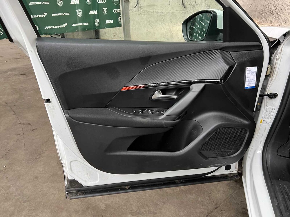 Peugeot 2008 1.2 PureTech Active 101pk 2022, N-304-TX