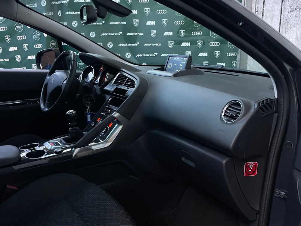 Peugeot 3008 1.2 PureTech Allure 131pk 2016, K-496-HJ