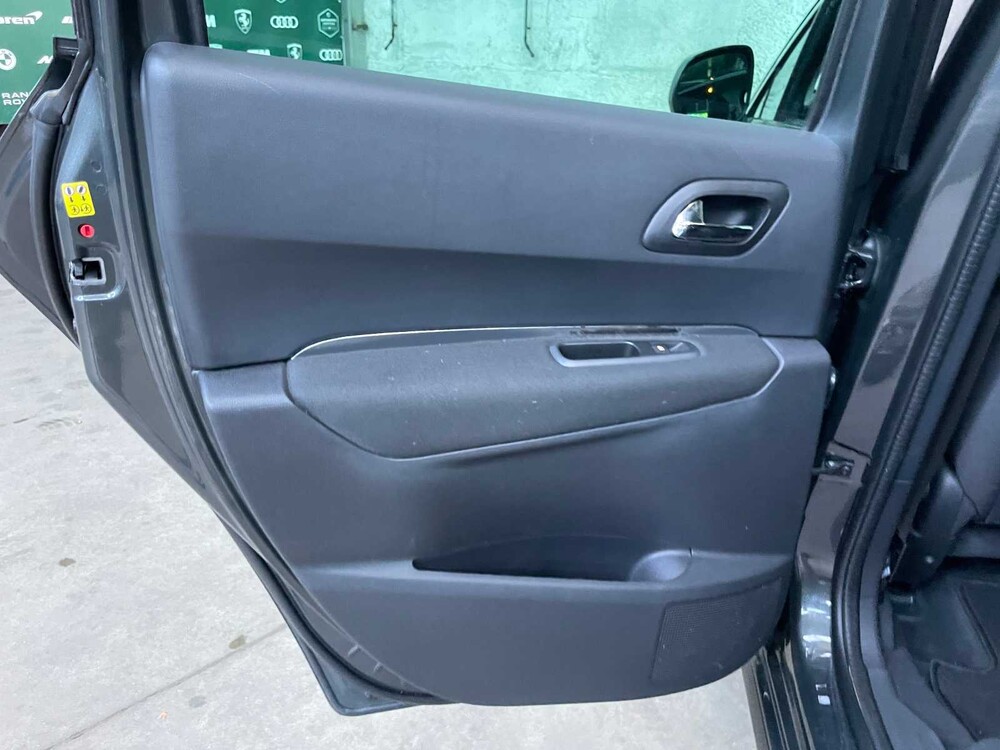 Peugeot 3008 1.2 PureTech Allure 131pk 2016, K-496-HJ