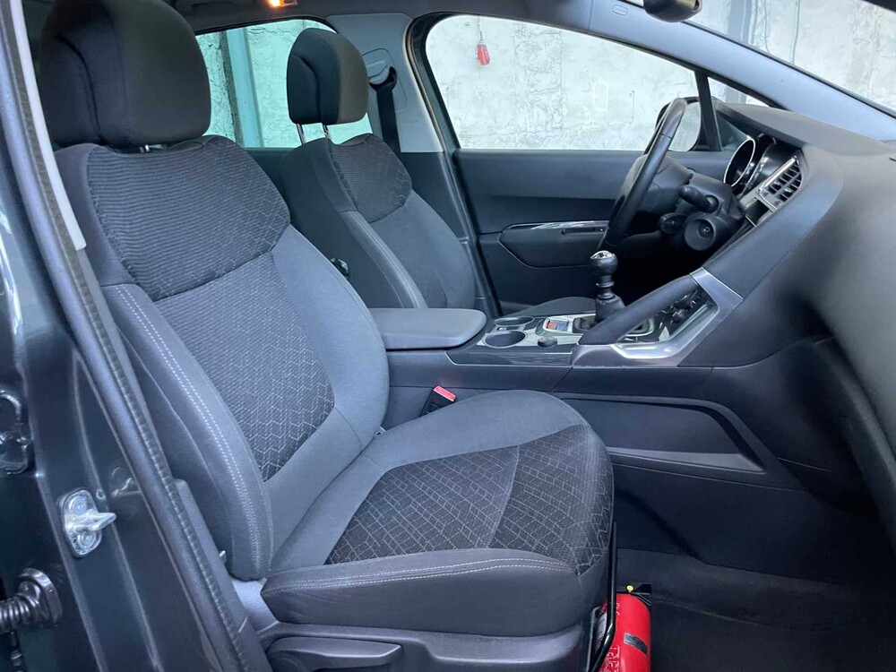 Peugeot 3008 1.2 PureTech Allure 131pk 2016, K-496-HJ