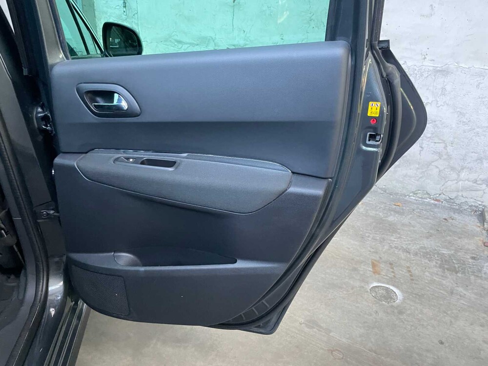 Peugeot 3008 1.2 PureTech Allure 131pk 2016, K-496-HJ