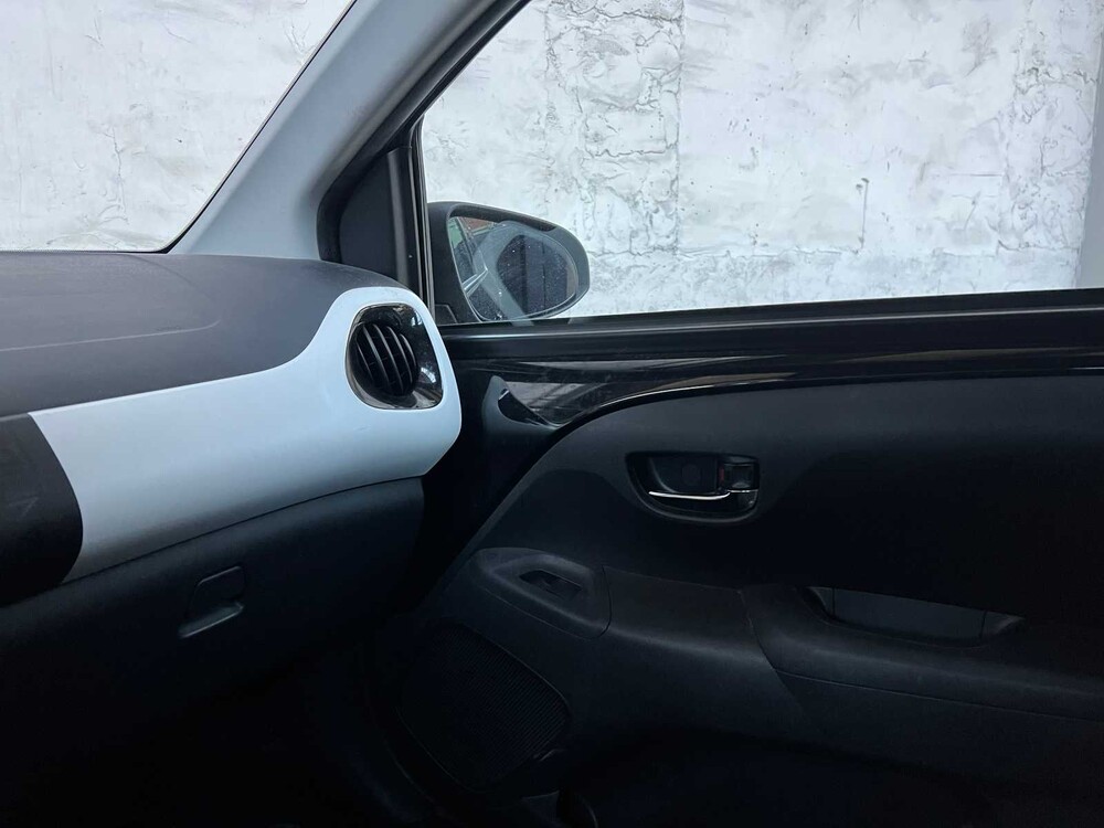 Citroen C1 1.0 VTi UrbanRide 72pk 2020, H-122-BX