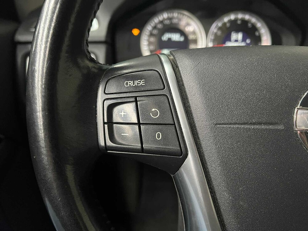 Volvo V70 1.6 T4F Summum 179hp 2012, HS-243-Z