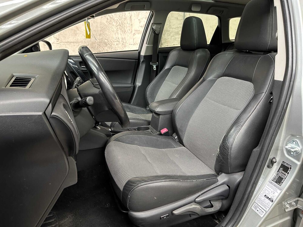 Toyota Auris Touring Sports 1.8 Hybrid Lease Pro 99pk 2015, HP-749-Z