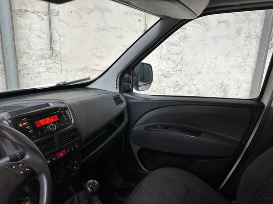 Fiat Doblò Cargo 1.3 MultiJet SX 90PS 2014, VJ-027-K Nutzfahrzeug