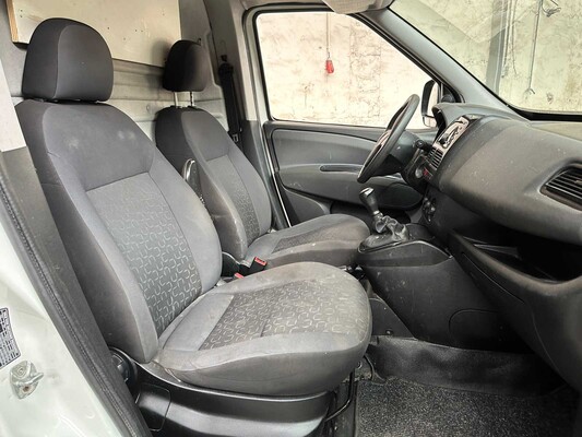 Fiat Doblò Cargo 1.3 MultiJet SX 90PS 2014, VJ-027-K Nutzfahrzeug