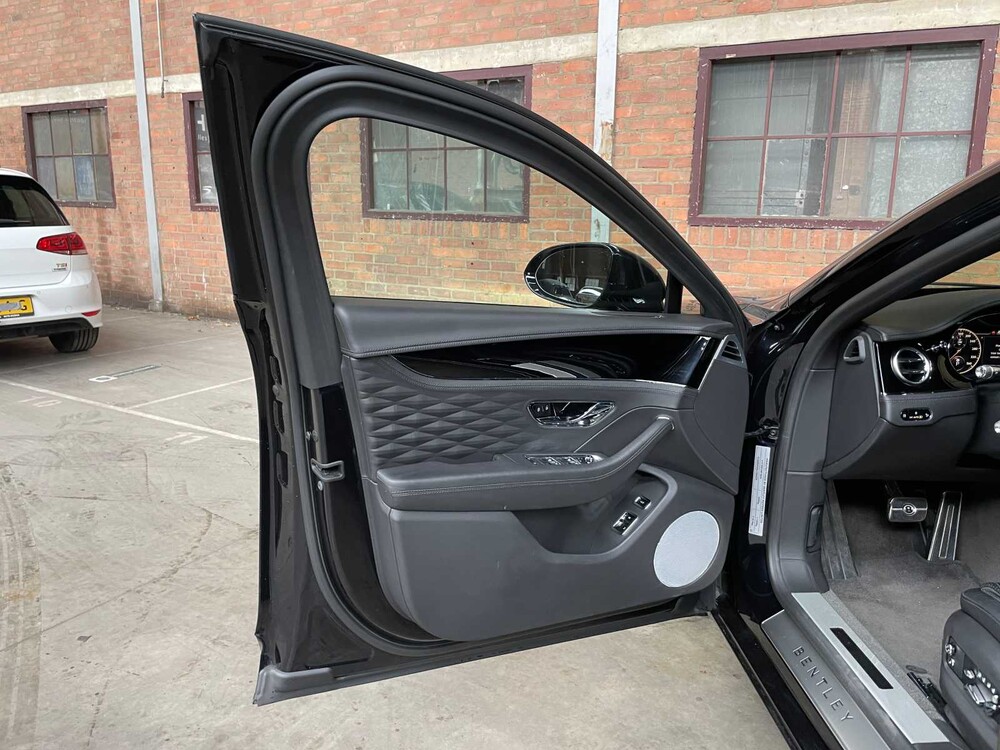 Bentley Flying Spur 6.0 W12 S 635pk 2020 (Origineel-NL & 1e Eigenaar), J-220-XG