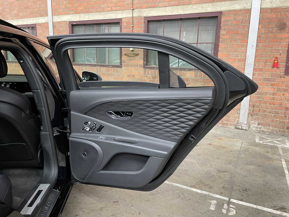 Bentley Flying Spur 6.0 W12 S 635pk 2020 (Origineel-NL & 1e Eigenaar), J-220-XG