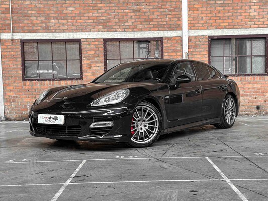 Luxury & sports cars te Boxmeer