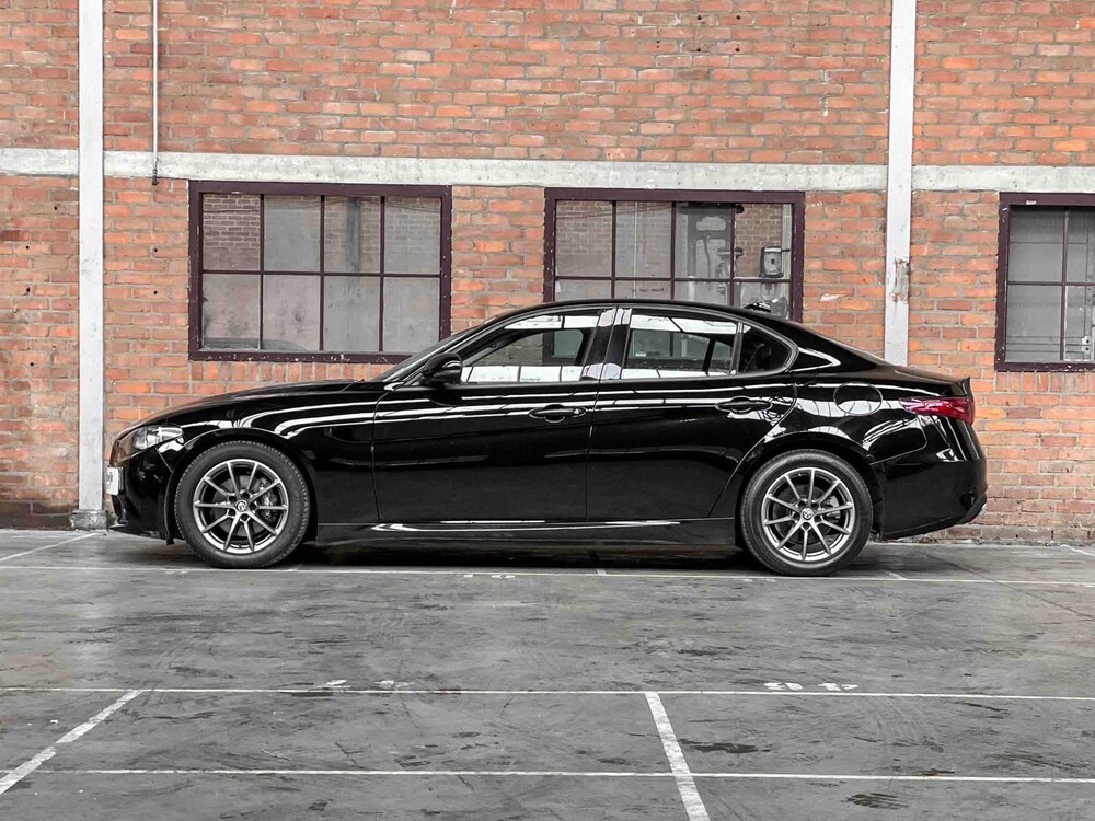 Alfa Romeo Giulia 2.2 Super 150pk 2018 (Origineel-NL), RN-969-G