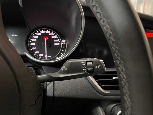 Alfa Romeo Giulia 2.2 Super 150pk 2018 (Origineel-NL), RN-969-G