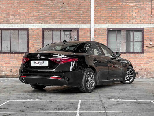 Alfa Romeo Giulia 2.2 Super 150pk 2018 (Origineel-NL), RN-969-G