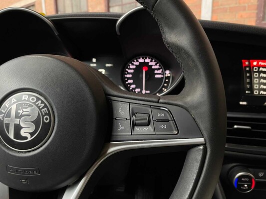 Alfa Romeo Giulia 2.2 Super 150pk 2018 (Origineel-NL), RN-969-G