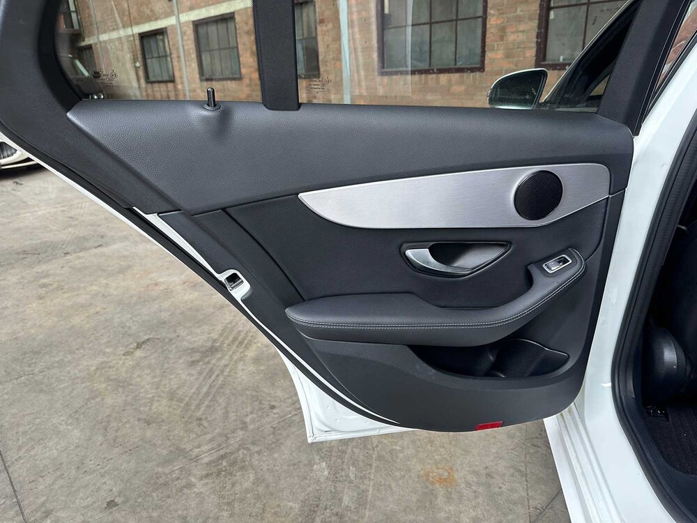 Mercedes-Benz C300 de Business Solution Luxury Limited 194pk 2020 C-klasse Estate, S-284-JS