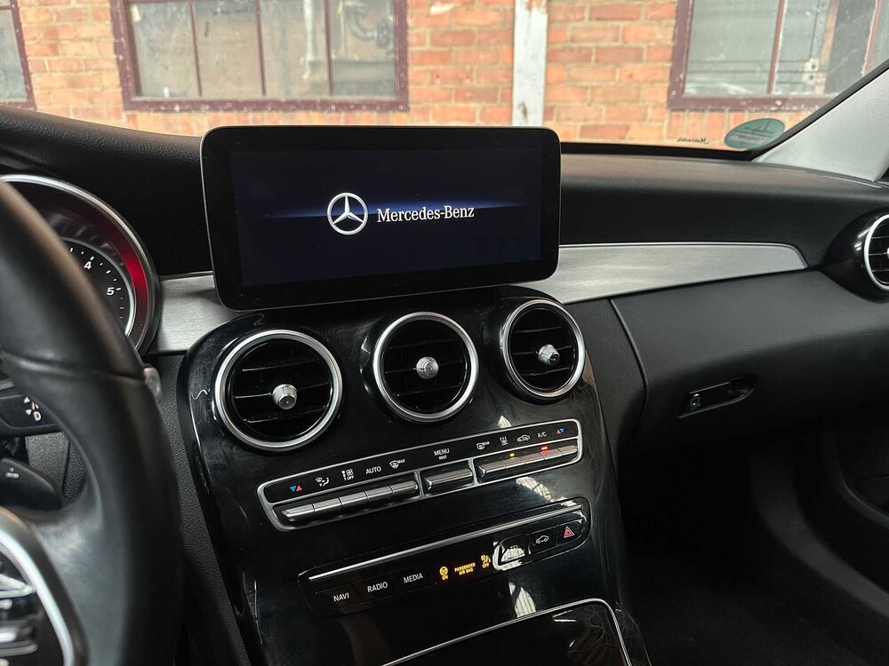 Mercedes-Benz C300 de Business Solution Luxury Limited 194pk 2020 C-klasse Estate, S-284-JS