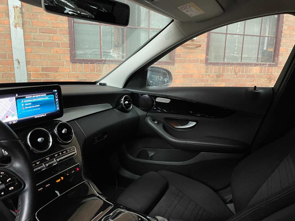 Mercedes-Benz C300 de Advantage Pack 194pk 2019 C-klasse Estate, T-986-TB