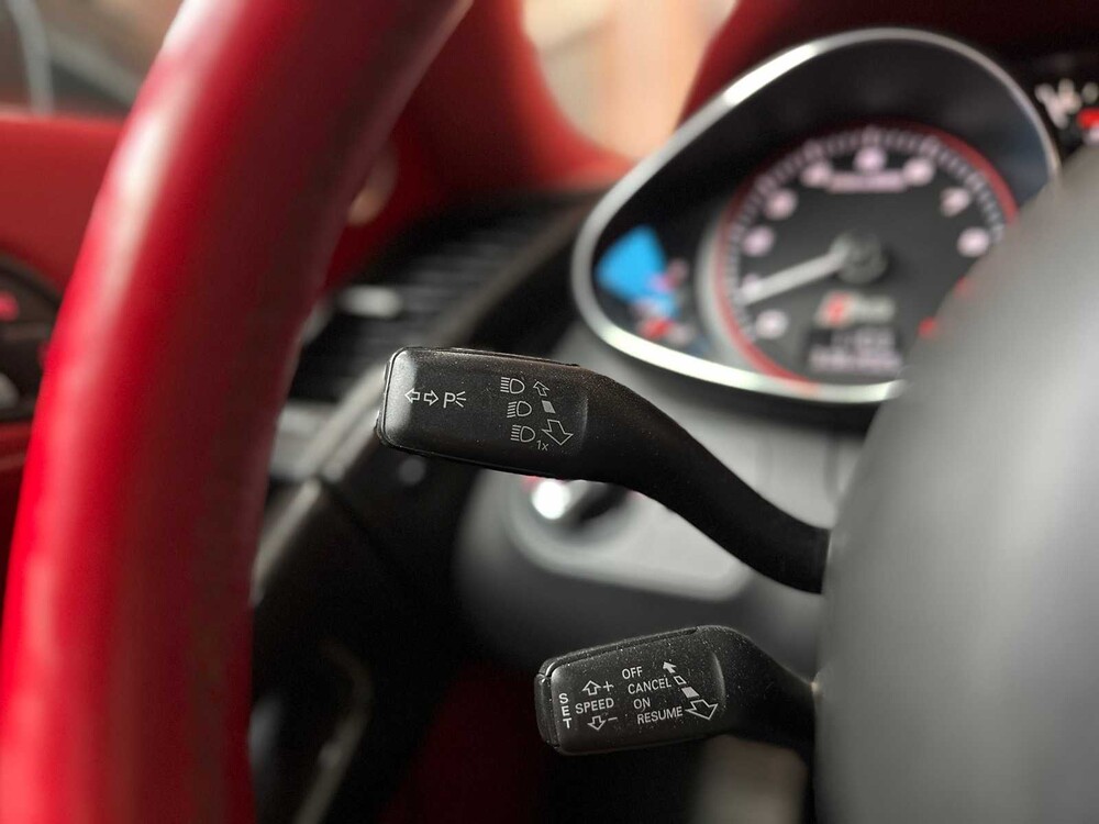 Audi R8 V10 5.2 FSI Quattro 525pk 2014