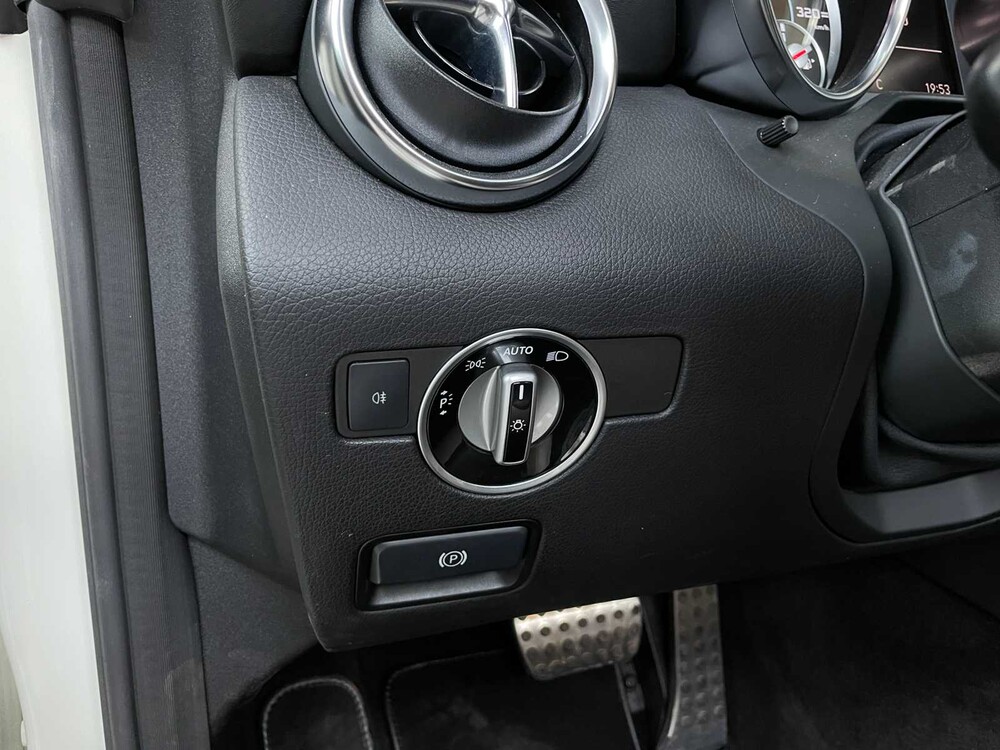 Mercedes-Benz SLK55 AMG 5.5 V8 421pk 2013 AIRSCARF SLK-Klasse